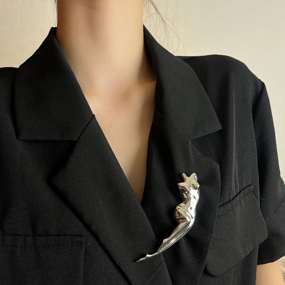 Body Jewelry Brands - Alloy Glossy Body Sculpture Brooches Jewelry
