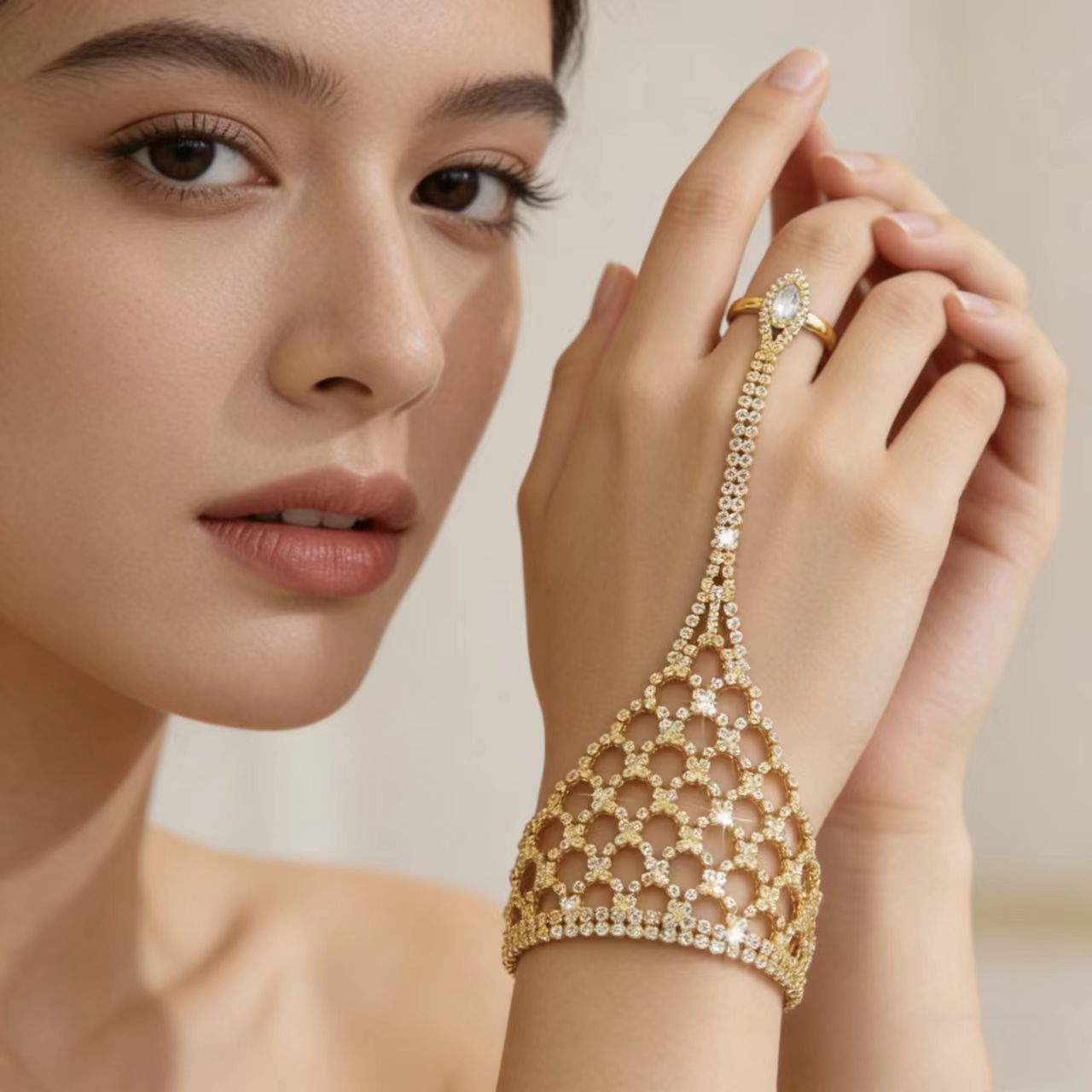 Body Jewelry Back - Women's Wedding Banquet Hand Chain with